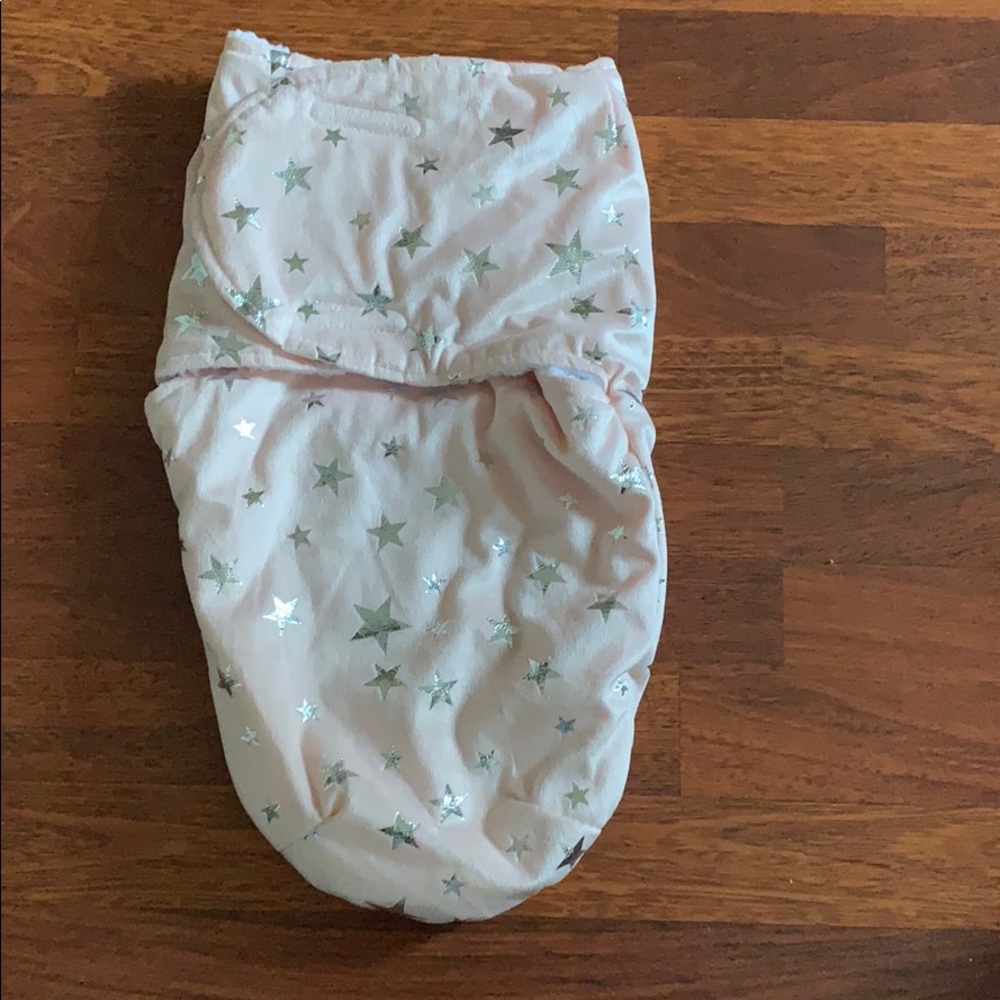 Swaddle - Picture 1 of 3